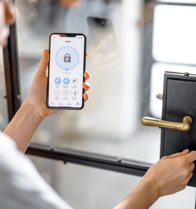 Smartphone with launched application for alarm security