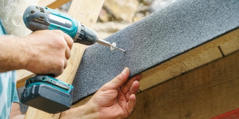 screw-on-the-roofing-felt