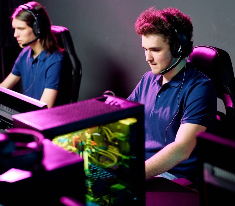 E-sport gamers