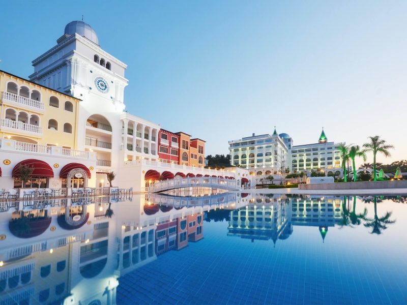 swimming-pool-and-beach-of-luxury-hotel-type-entertainment-complex-amara-dolce-vita-luxury-hotel